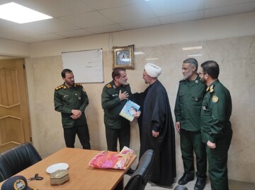 معرفی شهدای روحانی به نسل جوان، اقدامی فرهنگی و تمدنی است+تصاویر