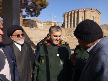 مردم منتظر برنانه‌های عملی برای رفع محرومیت هستند