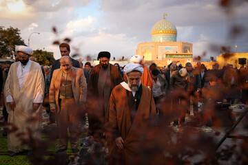تصاویر / اقامه نماز باران توسط نماینده ولی فقیه در استان قزوین
