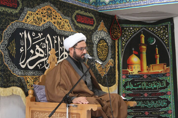 برگزاری مراسم عزاداری ایام فاطمیه در مدرسه علمیه امام مهدی (عج) و مؤسسه امام صادق (ع)+عکس