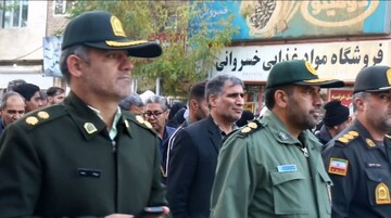 تصاویر/ آیین استقبال و تشییع از شهــید گمنام بر دستان مردم فراهان