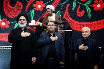 فیلم| مراسم سوگواری ایام فاطمیه در مسجد جامع سلماس