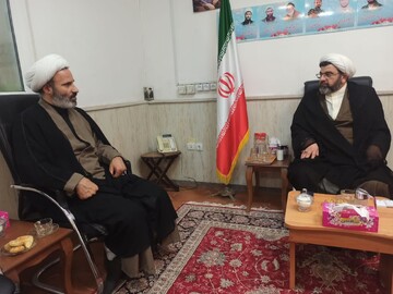تصاویر/ دیدار مسئول قرارگاه خاتم الاوصیاء (ص)با مدیر حوزه علمیه خوزستان