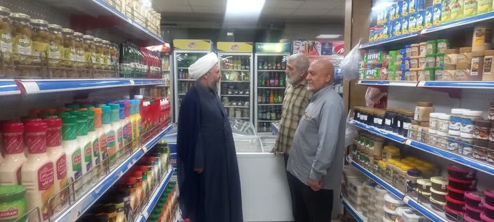تصاویر/ بازدید امام‌جمعه آران و بیدگل از اصناف سطح شهر