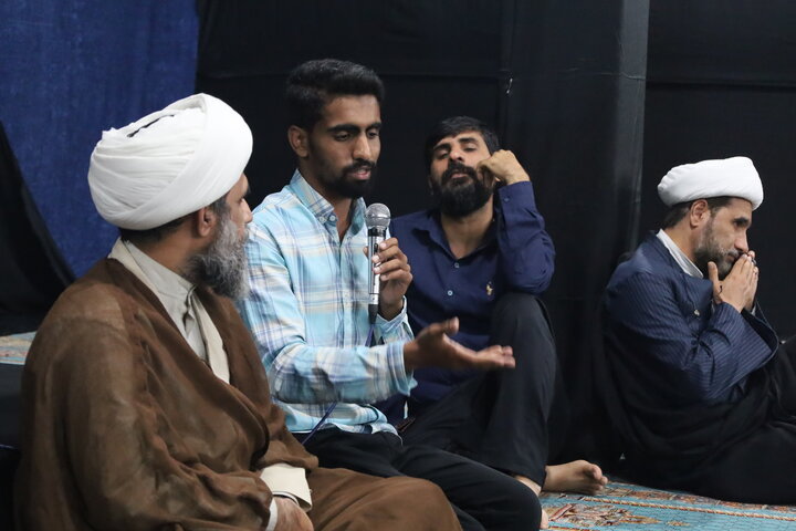 تصاویر/ دیدار مدیرحوزه علمیه با طلاب و روحانیون شاغل در آموزش و پرورش شهرستان رودان