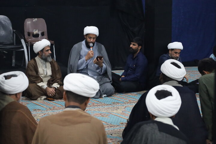 تصاویر/ دیدار مدیرحوزه علمیه با طلاب و روحانیون شاغل در آموزش و پرورش شهرستان رودان