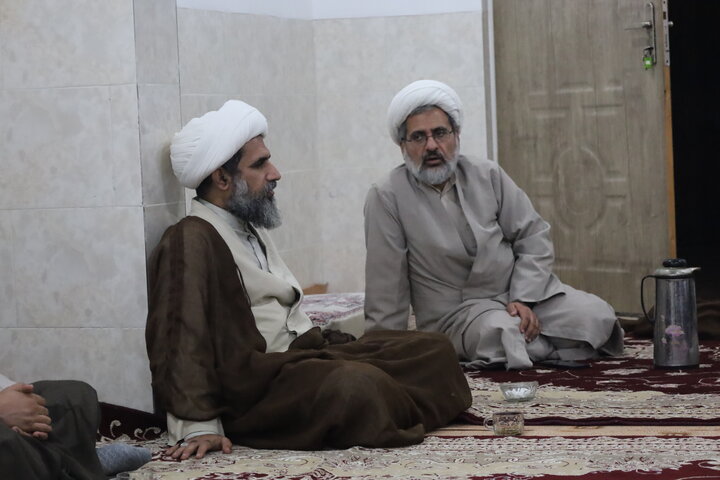 تصاویر/ دیدار مدیرحوزه علمیه با طلاب و روحانیون شاغل در آموزش و پرورش شهرستان رودان