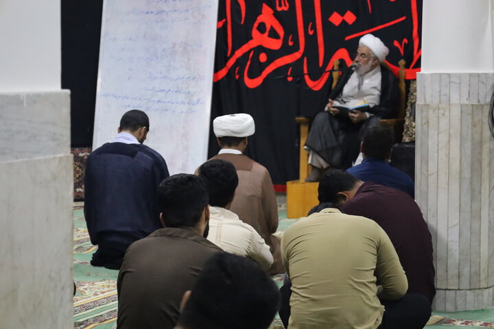 تصاویر/ درس اخلاق طلاب مدرسه علمیه النبی (ص) بندرعباس