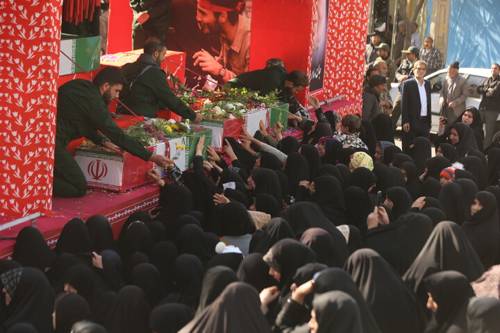 تصاویر / استقبال از کاروان اهالی بهشت در شهرهای دهاقان و شهرضا و مبارکه