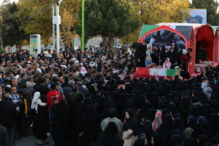 تصاویر / استقبال از کاروان اهالی بهشت در شهرهای دهاقان و شهرضا و مبارکه