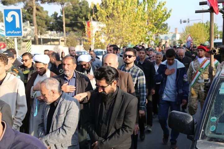 تصاویر / تشییع ۸ شهید گمنام و بازگشت پیکر شهید اکبر صفی صمغ‌آبادی پس از چهار دهه در شهرستان آبیک