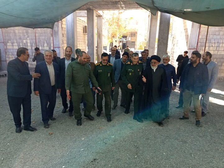 تصاویر/ بازدید مشاور فرمانده کل سپاه به همراه امام جمعه نطنز ازپروژهای عمرانی وتجدیدمیثاق با آرمان شهدا