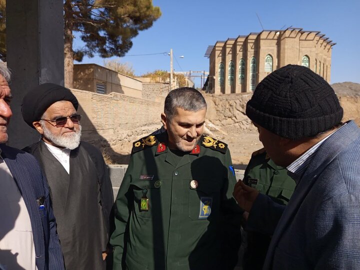 تصاویر/ بازدید مشاور فرمانده کل سپاه به همراه امام جمعه نطنز ازپروژهای عمرانی وتجدیدمیثاق با آرمان شهدا