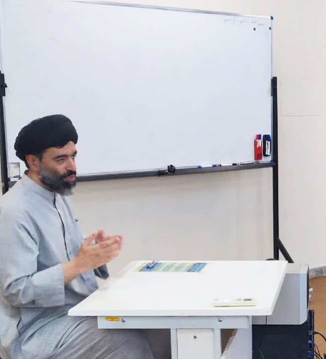 تصاویر / دورهٔ فشردهٔ دانش‌افزایی استادان و زبان‌آموختگان مکالمه عربی حوزهٔ علمیهٔ قزوین  برگزار شد