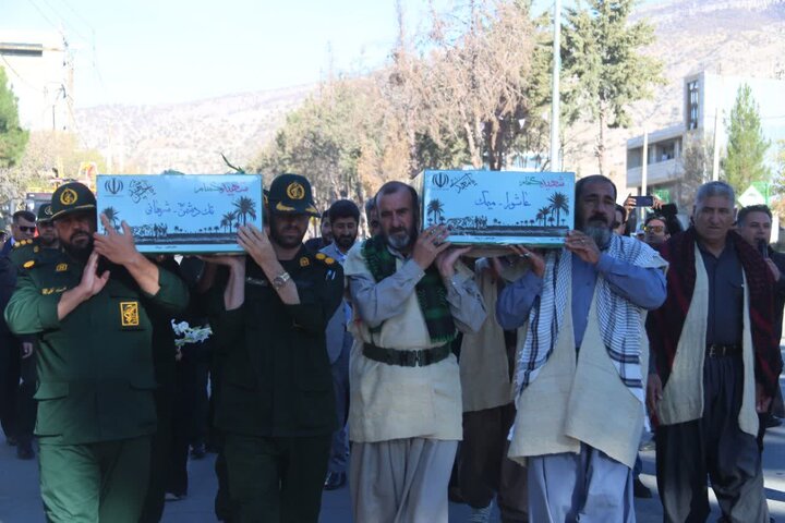 استقبال با شکوه مردم ملکشاهی از پیکر مطهر شهدای گمنام