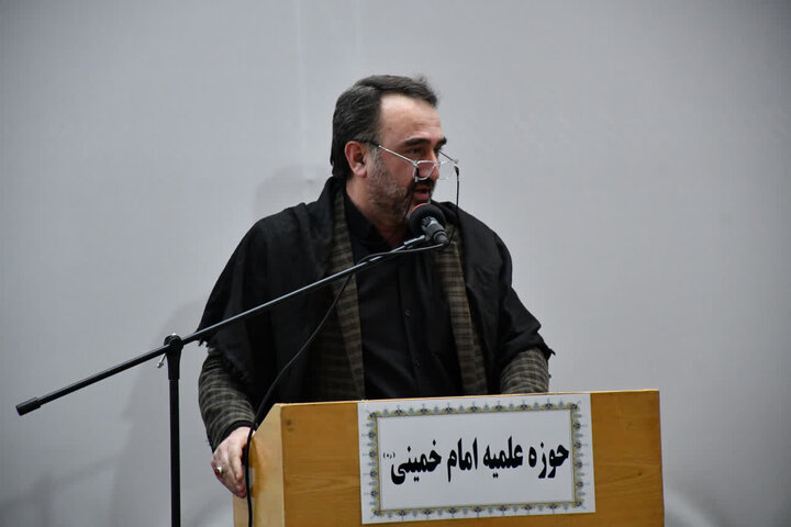 تصاویر/ یادواره ۲۴شهید روحانی و بزرگداشت امامان جمعه فقید شهرستان خوی