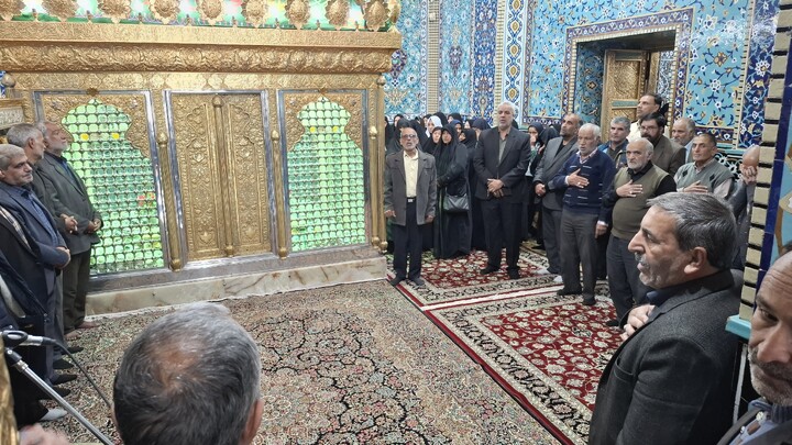 تصاویر/ آئین بازگشایی وعطر افشانی ضریح مطهر امامزادگان شهر جوپار