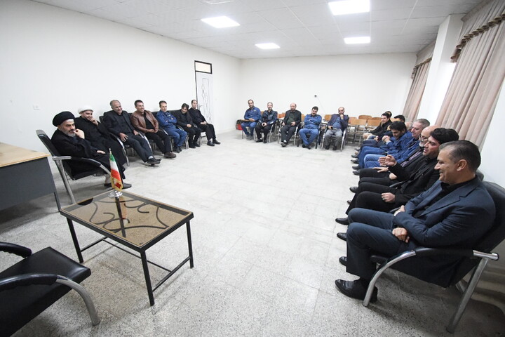 تصاویر / بازدید نماینده ولی فقیه در آذرباجان غربی در هنرستان شریف ارومیه