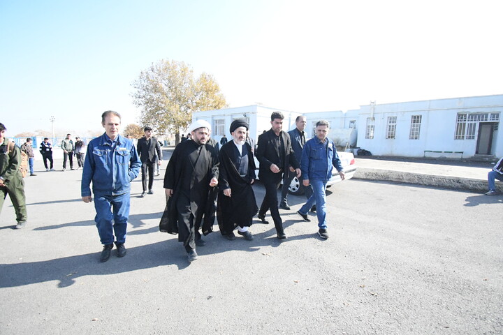 تصاویر / بازدید نماینده ولی فقیه در آذرباجان غربی در هنرستان شریف ارومیه