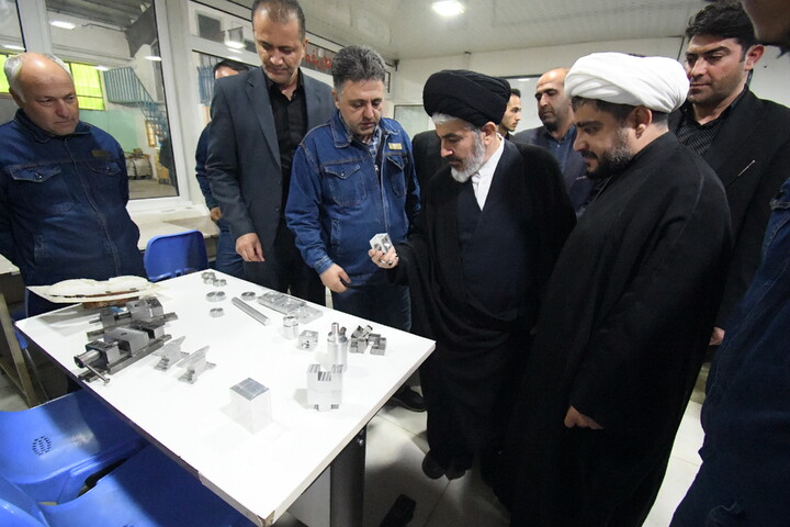 تصاویر / بازدید نماینده ولی فقیه در آذرباجان غربی در هنرستان شریف ارومیه