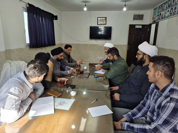 تصاویر/ نشست برنامه‌ریزی برگزاری جشنواره فرهنگی ورزشی طلاب بسیجی منطقه کاشان