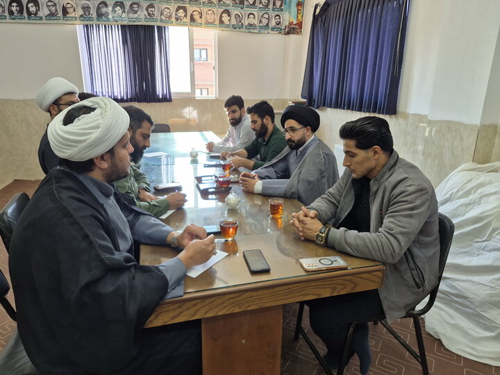 تصاویر/ نشست برنامه‌ریزی برگزاری جشنواره فرهنگی ورزشی طلاب بسیجی منطقه کاشان