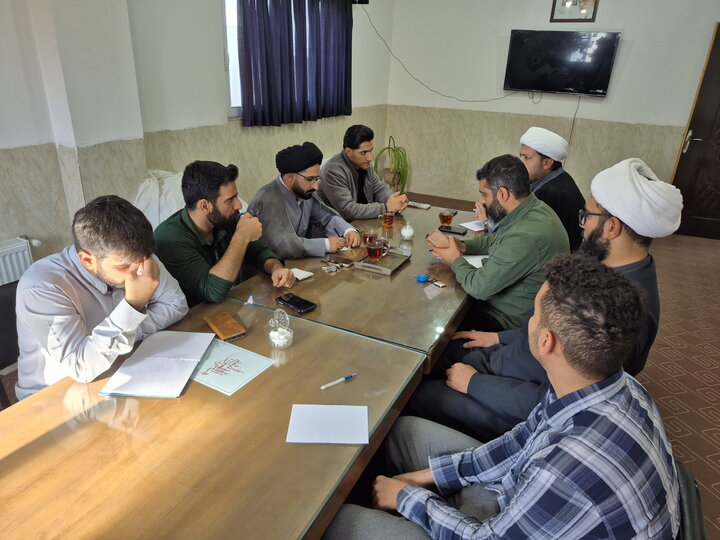 تصاویر/ نشست برنامه‌ریزی برگزاری جشنواره فرهنگی ورزشی طلاب بسیجی منطقه کاشان