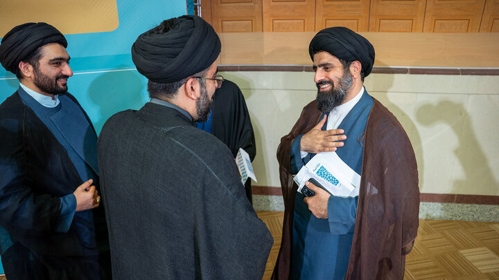 سلسله‌ نشست‌های نقد با محوریت بررسی آثار علمی «هسته‌های حل مسئله»