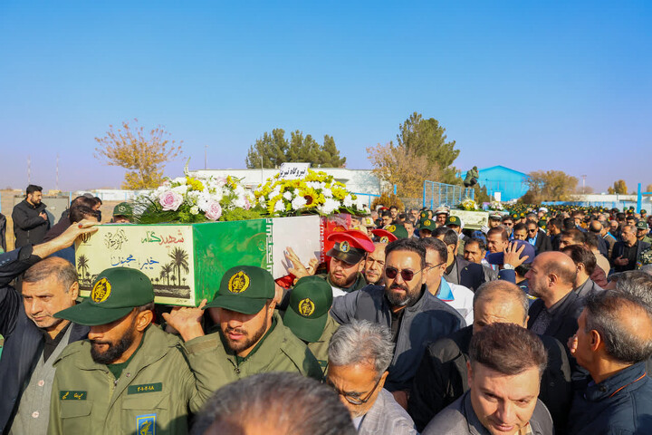 تصاویر/ مراسم استقبال از پیکرهای مطهر شهدای گمنام در تبریز