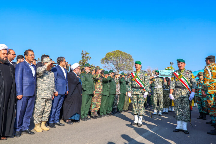 تصاویر/ مراسم استقبال از پیکرهای مطهر شهدای گمنام در تبریز