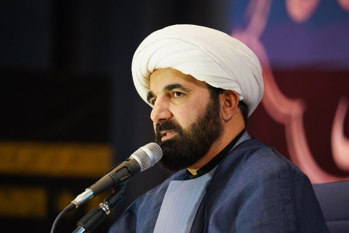 تصاویر/ همایش پیش از سفر لبیک گویان سرزمین وحی دانشگاهیان عمره گزار استان تهران