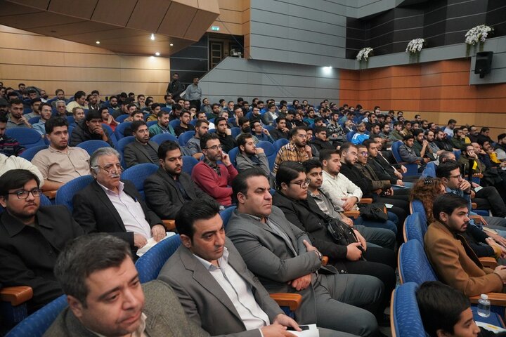 تصاویر/ همایش پیش از سفر لبیک گویان سرزمین وحی دانشگاهیان عمره گزار استان تهران