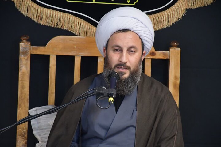 تصاویر/ هشتاد و یکمین جلسه از سلسله جلسات تفسیر قرآن کریم در خوی