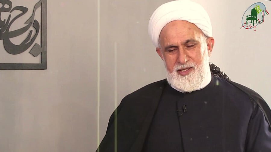 আল্লাহর নিকট সবচেয়ে প্রিয় বান্দা কে?