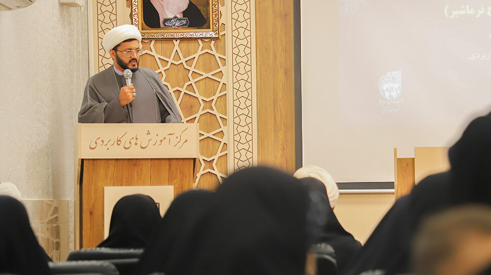 رویکرد دفتر تبلیغات اسلامی تمرکز بر تربیت مربیان تخصصی است