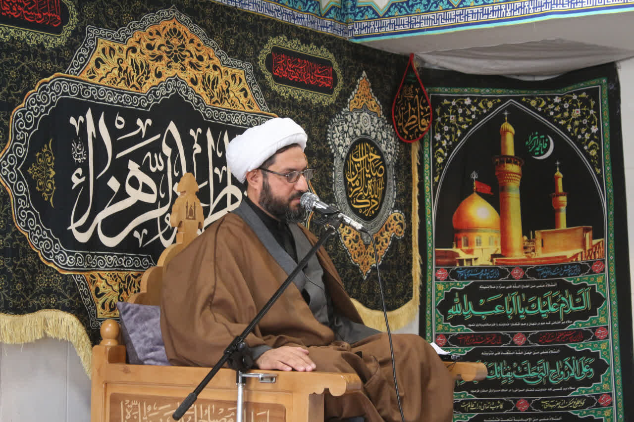 برگزاری مراسم عزاداری ایام فاطمیه در مدرسه علمیه امام مهدی (عج) و مؤسسه امام صادق (ع)+عکس