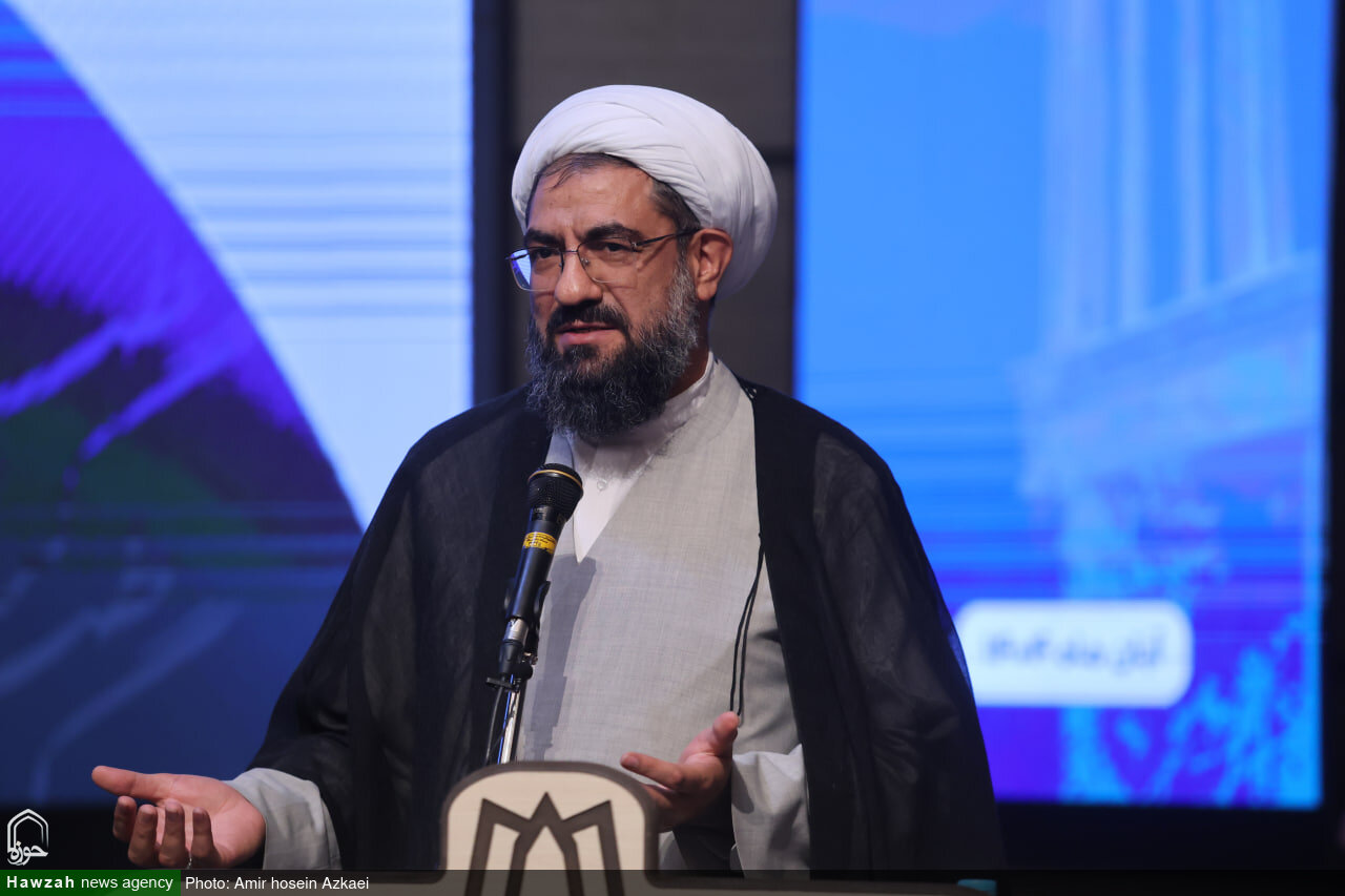 پیوند میان گفتار و رفتار، مطلوب جامعه اسلامی است