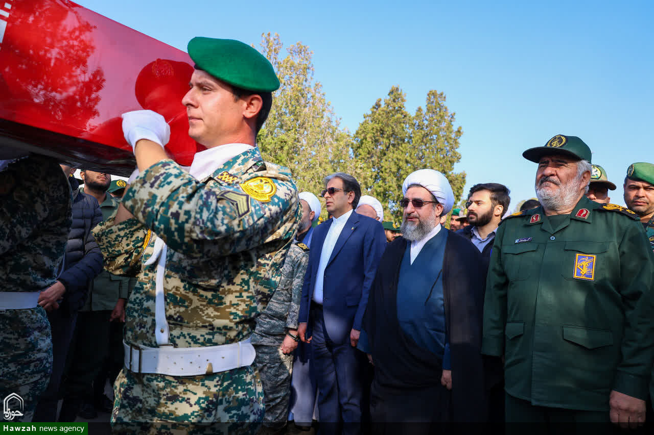 تصاویر/ مراسم استقبال از پیکرهای مطهر شهدای گمنام در تبریز