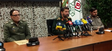 تشییع پیکر ۳۰۰ شهید در سالروز شهادت حضرت فاطمه(س)