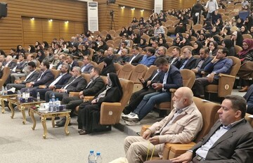 تقریظ رهبر انقلاب بر «خانوم ماه» منتشر شد