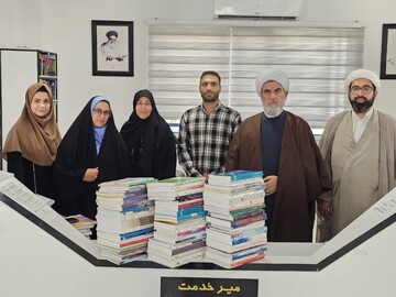 بازدید امام جمعه بوئین‌زهرا از اداره کتابخانه‌های عمومی استان