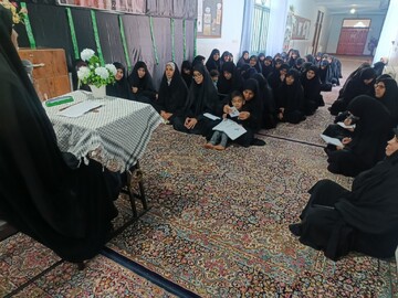 مطالعه چراغ راه طلبگی است