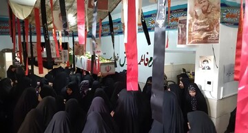 تصاویر/ شهید گمنام میهمان بانوان طلبه مدرسه علمیه ریحانه‌النبی‌ رفسنجان