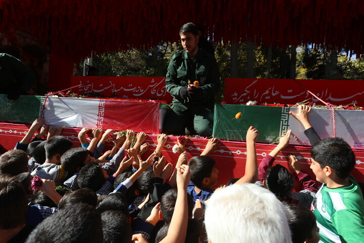 تصاویر/ مردم شهرهای زرین شهر، نجف آباد و تیران و کرون میزبان کاروان اهالی بهشت