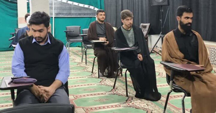 تصاویر/برگزاری مرحله استانی مسابقات علمی حوزه های علمیه در ایلام