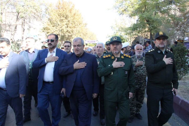 تصاویر / تشییع شهدای گمنام در شهر الوند