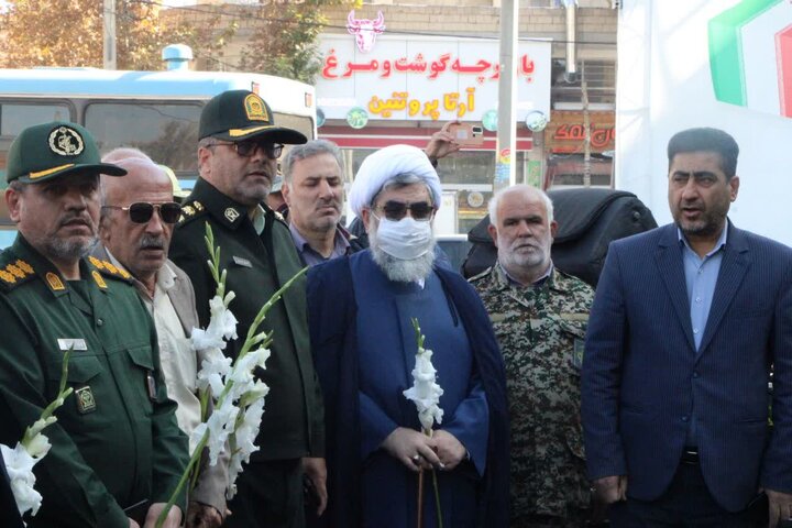 تصاویر / تشییع شهدای گمنام در شهر الوند