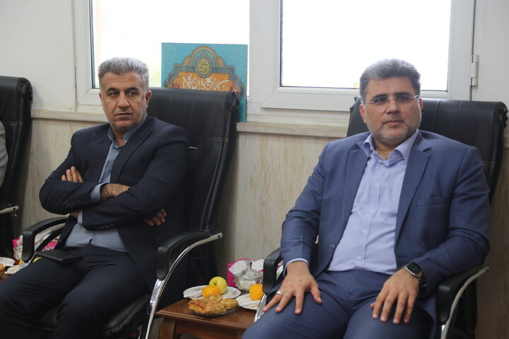 تصاویر/دیدار معاونت توسعه مدیریت و منابع استانداری خوزستان با مدیر حوزه علمیه خوزستان