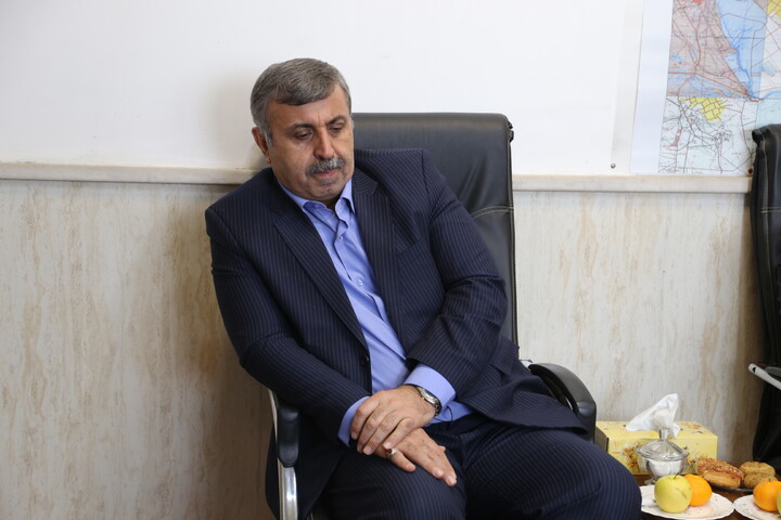 تصاویر/دیدار معاونت توسعه مدیریت و منابع استانداری خوزستان با مدیر حوزه علمیه خوزستان