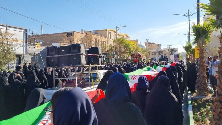 تصاویر/آیین تشییع شهید گمنام در ساوه